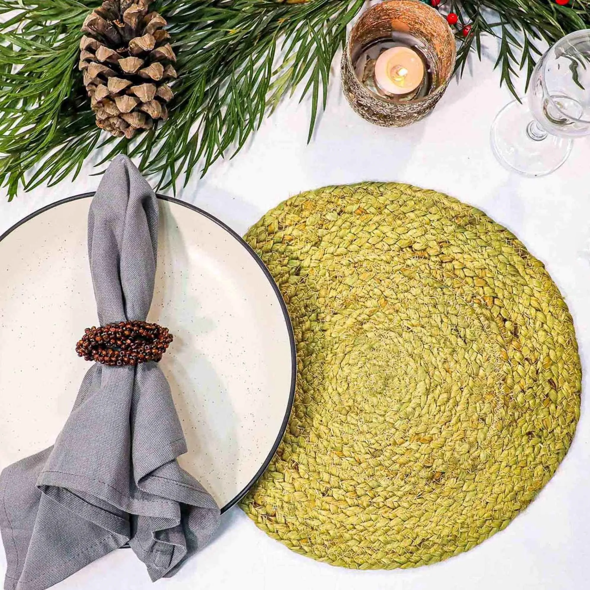 Braided Jute Placemat in Green, Set of 2