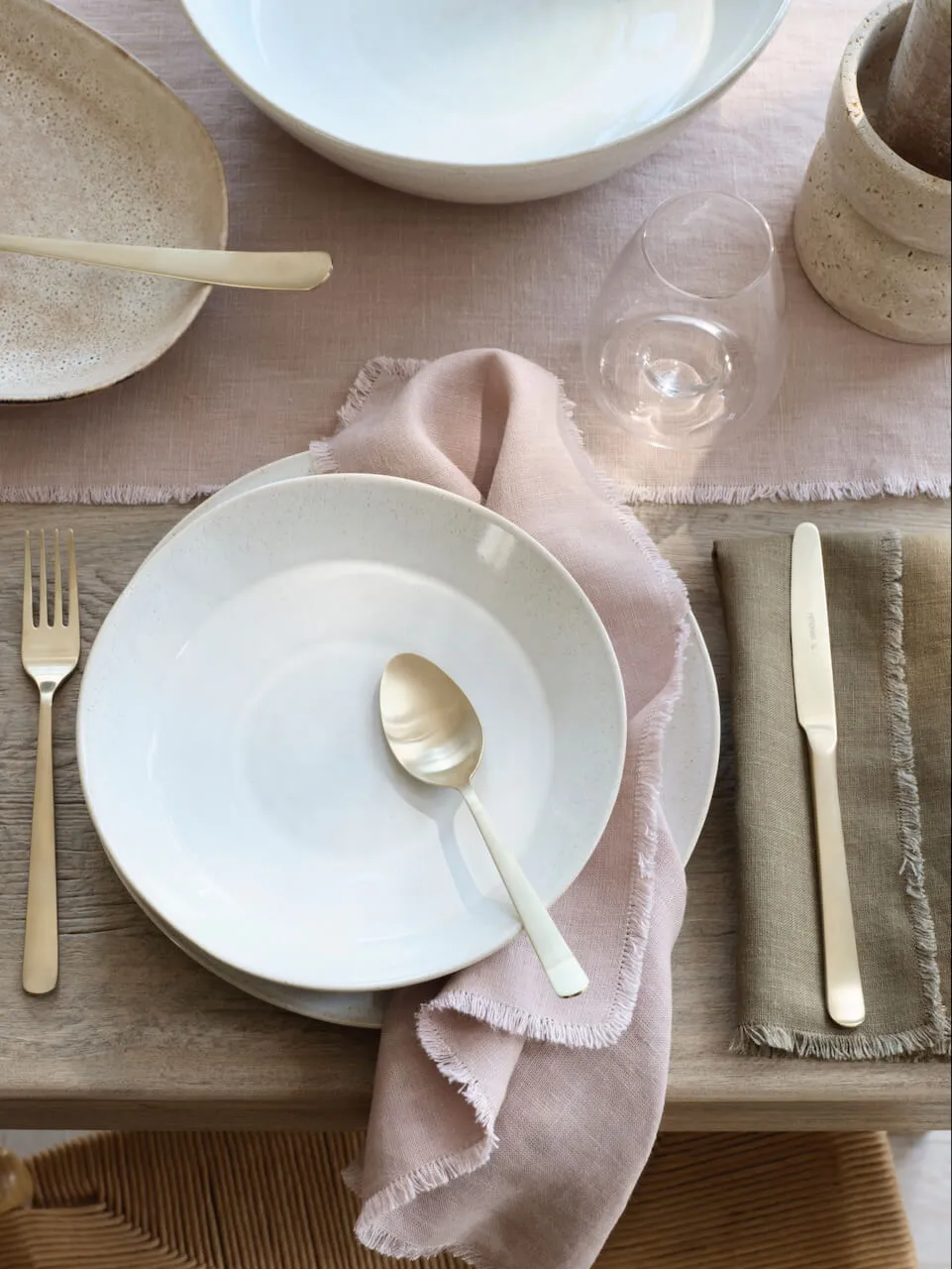 Set of 2 Blush Linen Napkins